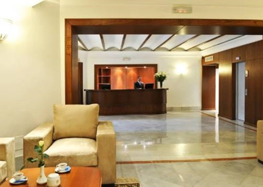 Majestic Hotel Tunis Buitenkant foto