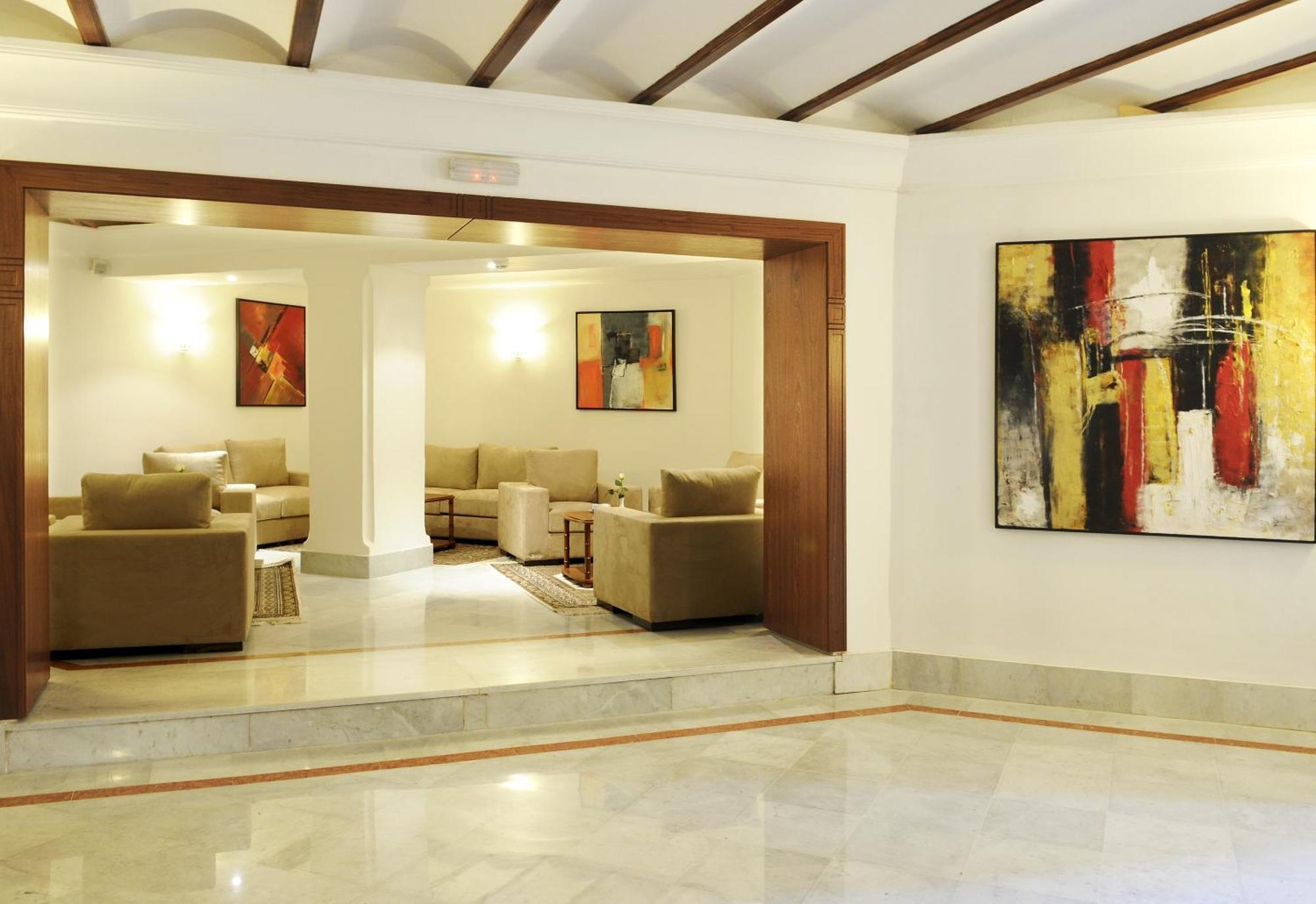 Majestic Hotel Tunis Buitenkant foto
