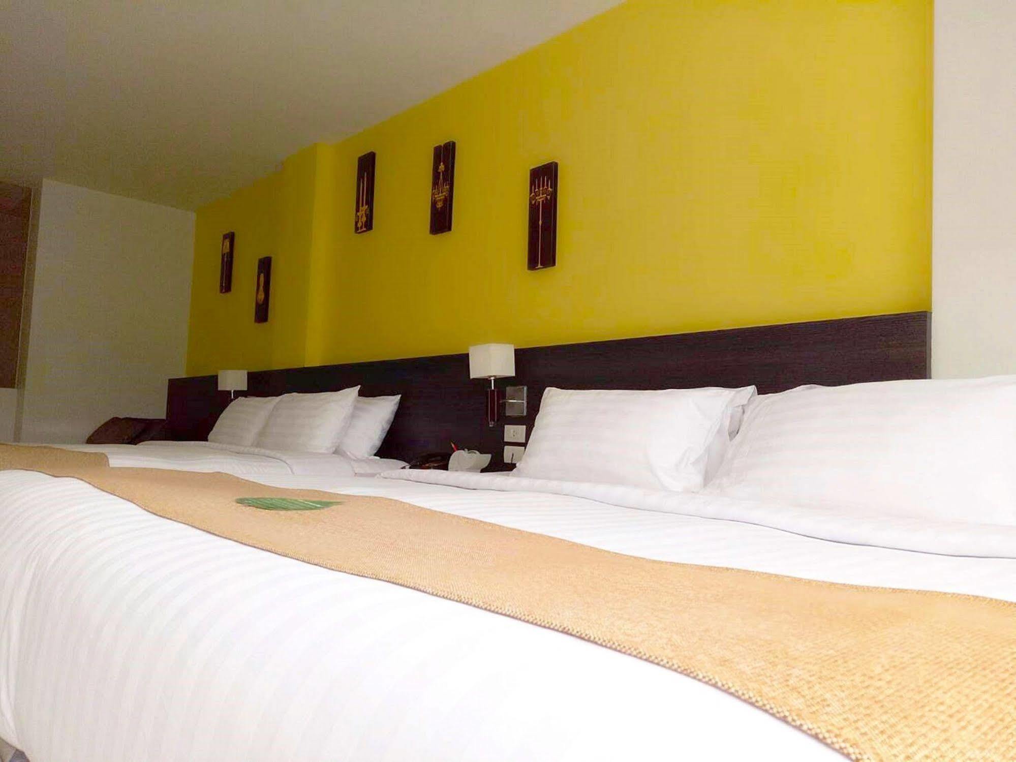 Majestic Hotel Tunis Buitenkant foto